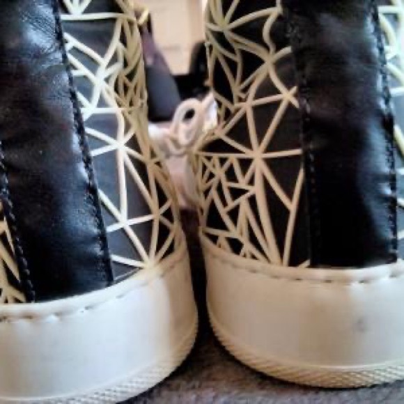 Black Dioniso sneakers, made in Italy. Size 40. - Picture 4 of 5